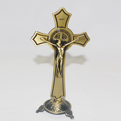 "Jesus on Holy Cross stand-001 - Click here to View more details about this Product